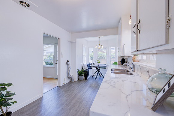 4245 E 14th St Interior-27