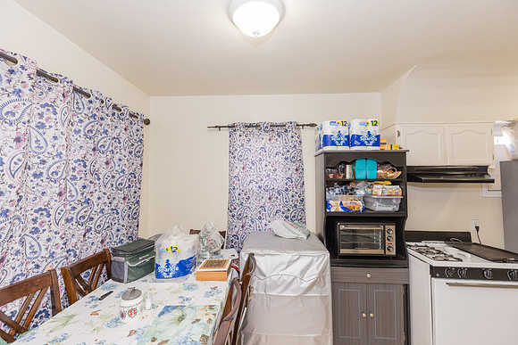 338 W Magnolia St-052