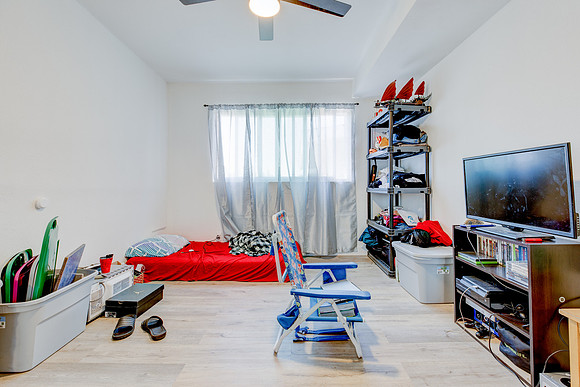 10223 Crenshaw Blvd Inglewood Interior-019