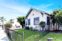 1058 W 99th ST-002