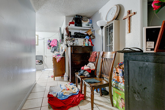 11323 S Firmona Ave Inglewood Interior-008