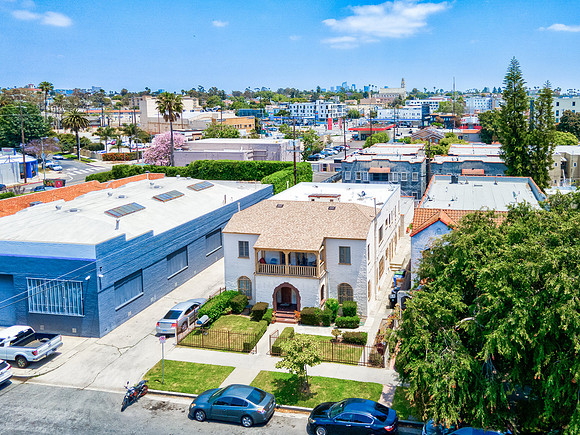2616 Somerset Dr-006