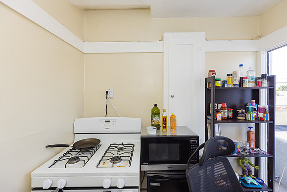 1101 Cherry Ave Long Beach-056