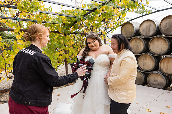Wedding Photos Del Valle Winery Livermore Ca-137
