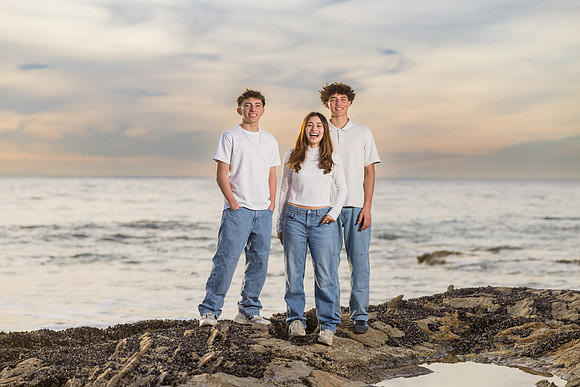 Family Photos Crystal Cove Newport Beach Ca-061