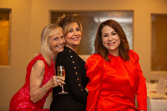 Love is in the air - The Grand Long Beach - David England Photography-78
