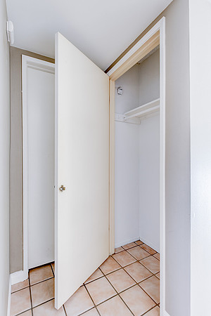 1790 Silver Maple Drive - Interior-023