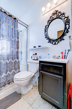 1133 Freeman Ave Interior-004