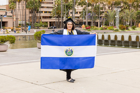 Grad Photographer Long Beach Ca-037