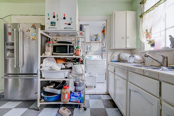 1031 W 57th Street-030