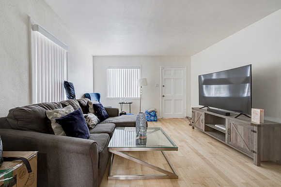 4316 W 163rd Lawndale Interior-054