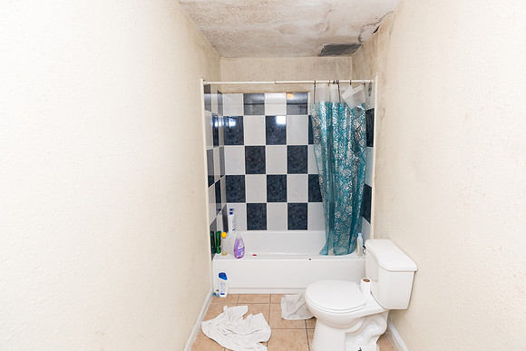 10413 S Main Street - Real Estate Photographer Los Angeles-48