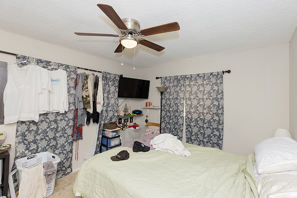 3520 Elm Ave-053