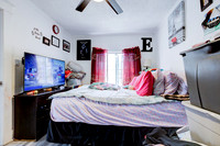 815 W 62nd Pl Interior-004