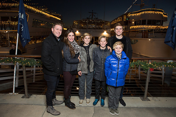 Newport Christmas Light Parade-2
