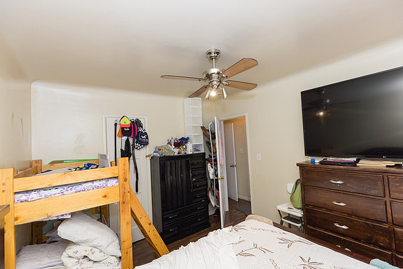 432 W Palm St-006