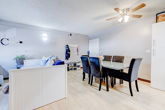 1133 Freeman Ave Interior-073