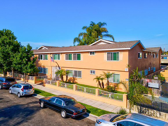 1133 Freeman Ave Drone-003