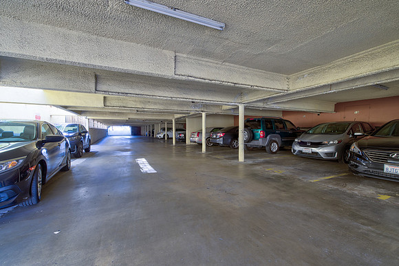 756 Inglewood Outside-010