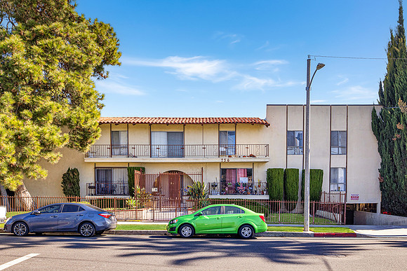 Small File -756 Inglewood Exterior-007