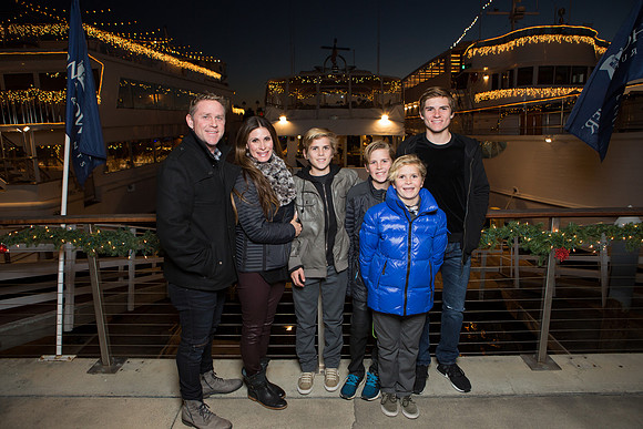Newport Christmas Light Parade-1