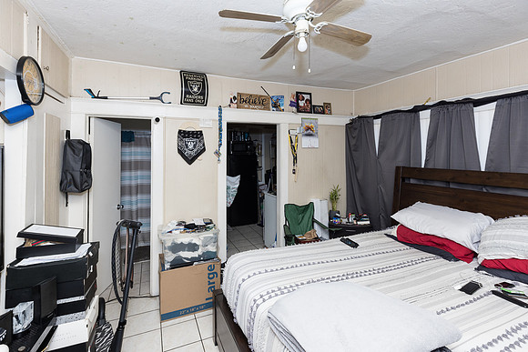 1101 Cherry Ave Long Beach-003