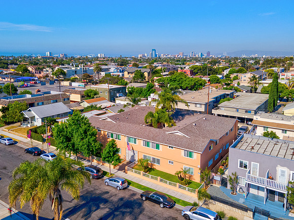 1133 Freeman Ave Drone-002