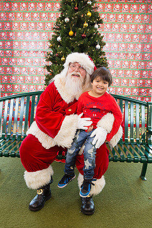 Pizza with Santa-150
