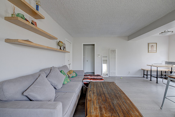 627 Grant St Interior-014