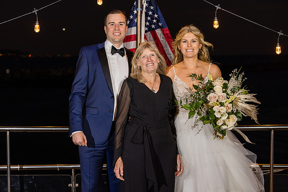 Wedding Photos Endless Dreams - City Experiences By Hornblower-634