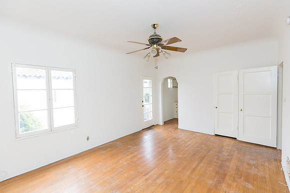 1043 S Orange Grove - Real Estate Photographer LA-51