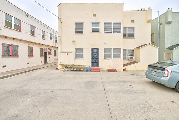 445 N Spaulding-6