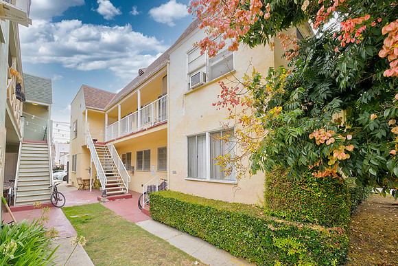 445 N Spaulding-9