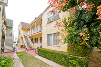 445 N Spaulding-10
