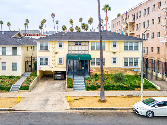 415 424 S Alexandria-3