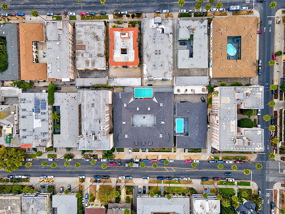 415 424 S Alexandria-10