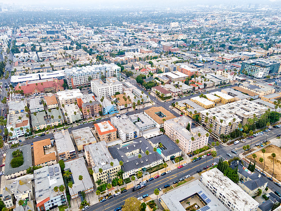 415 424 S Alexandria-14