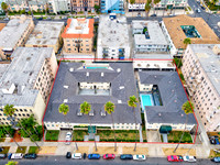415 424 S Alexandria-19