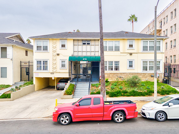 415 424 S Alexandria-30