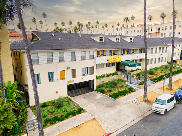 445 N Spaulding Exterior-6