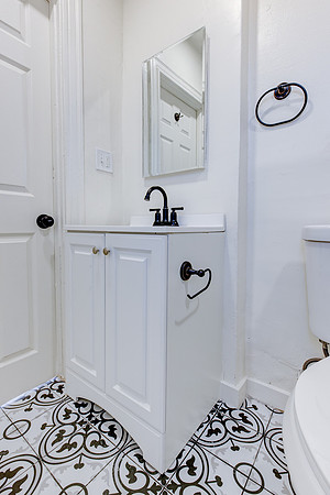 187 W 41st St -026