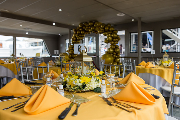 Endless Dreams Yacht - City Experiences By Hornblower-004