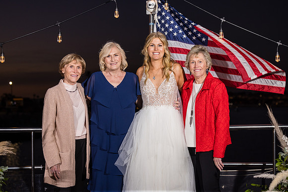 Wedding Photos Endless Dreams - City Experiences By Hornblower-543