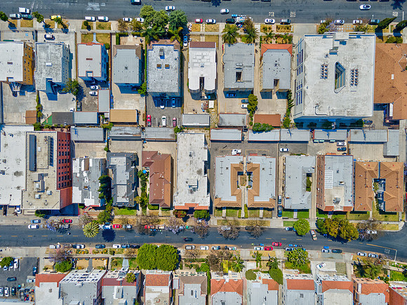 233 S Kenmore-019