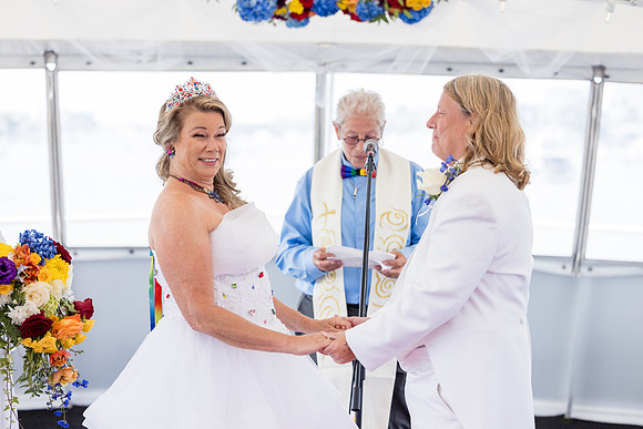 Icon Yacht Wedding - City Experiences Wedding-114