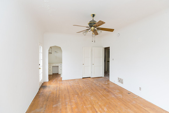 1043 S Orange Grove - Real Estate Photographer LA-47