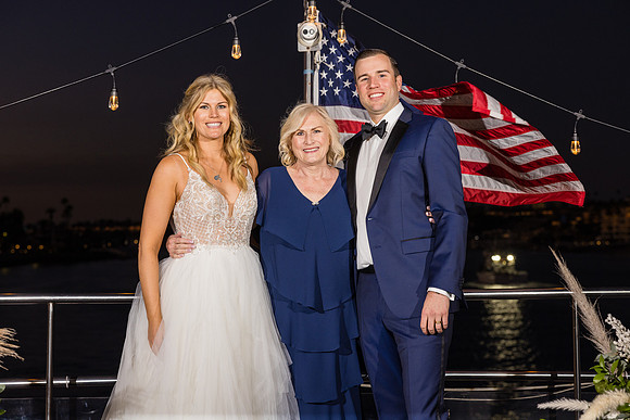Wedding Photos Endless Dreams - City Experiences By Hornblower-548