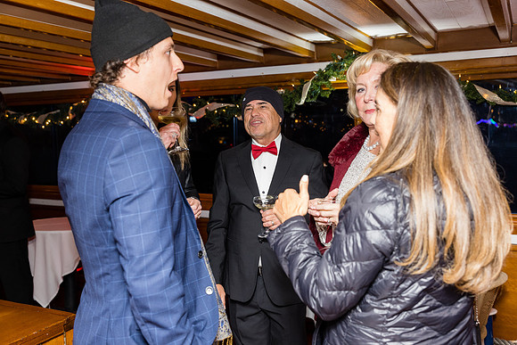 Holiday Lights Parade Newport Beach -41