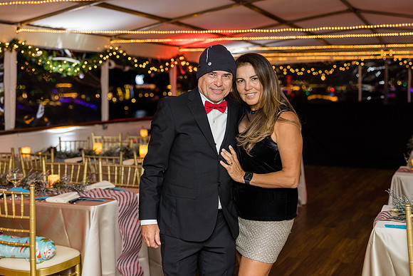 Holiday Lights Parade Newport Beach -51