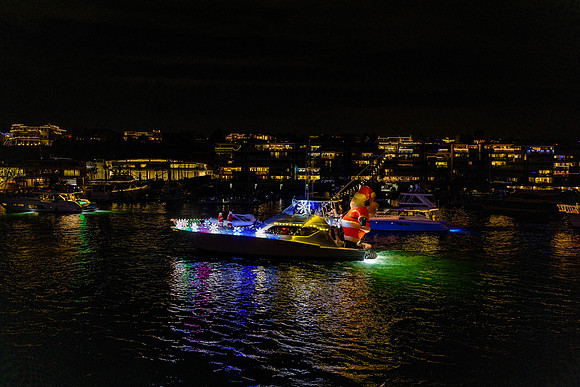 Holiday Lights Parade Newport Beach -60